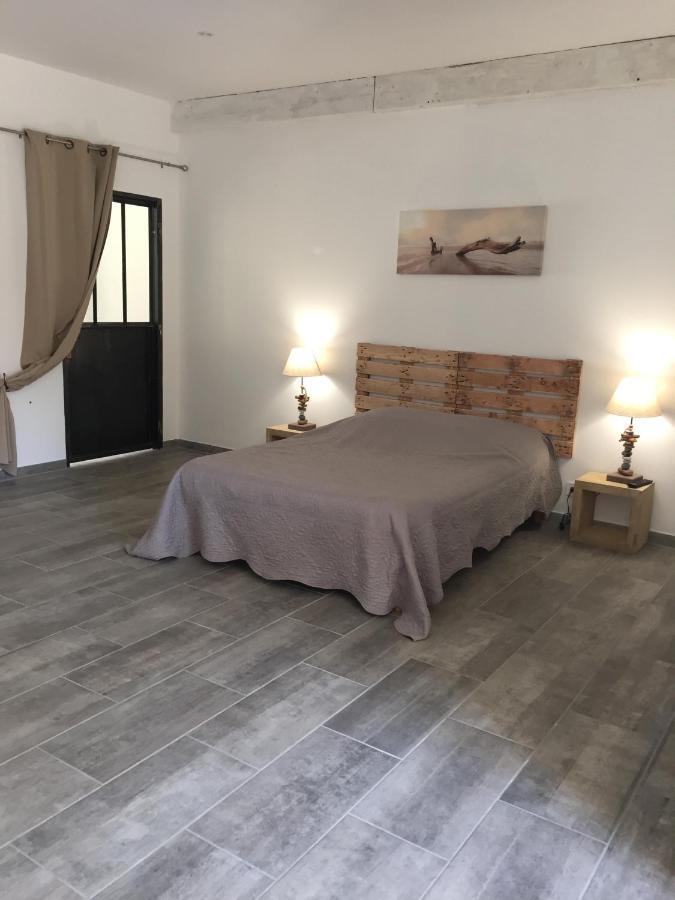 생 질 Mas D'Auzieres B&B 외부 사진